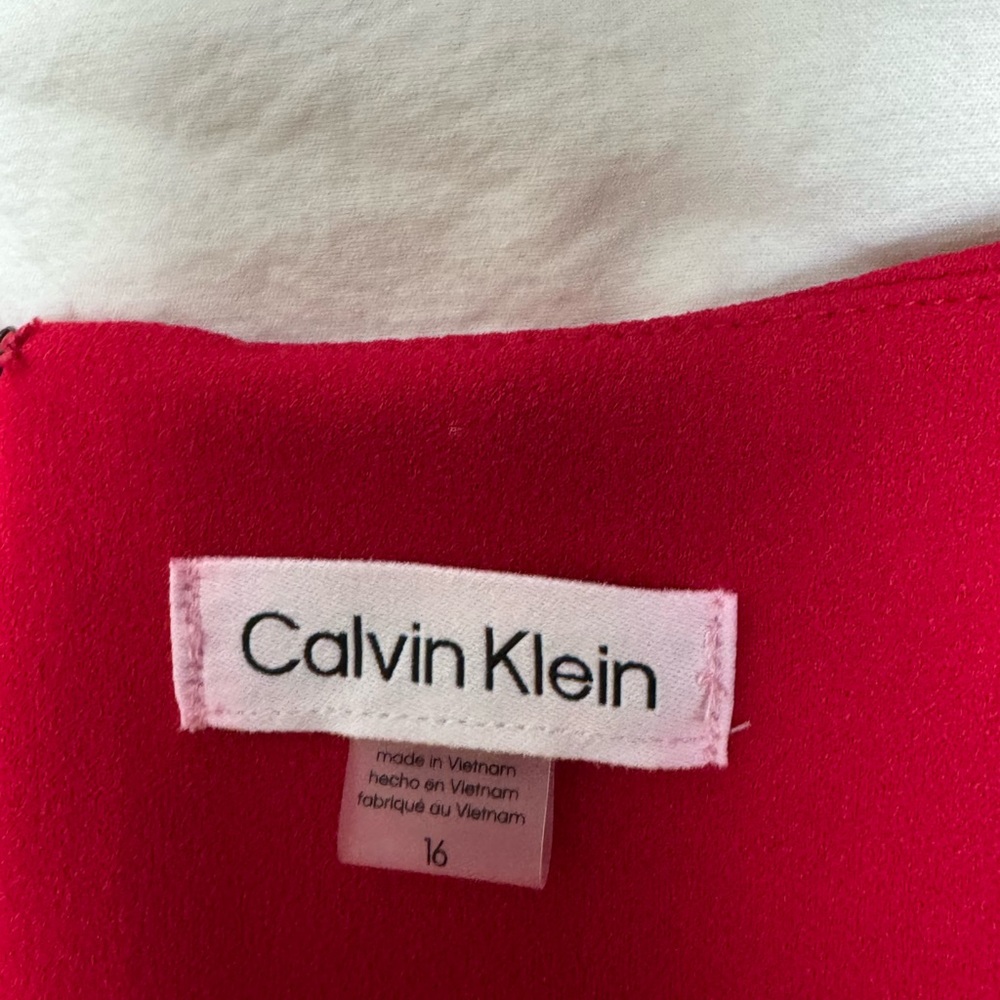 Calvin Klein Red Ruched Sheath Dress - Size 16- New